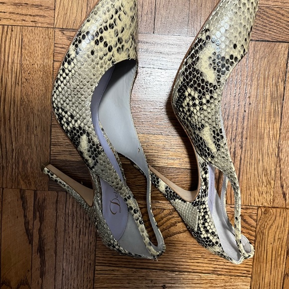 Delman Python heels size 11 - Picture 3 of 3